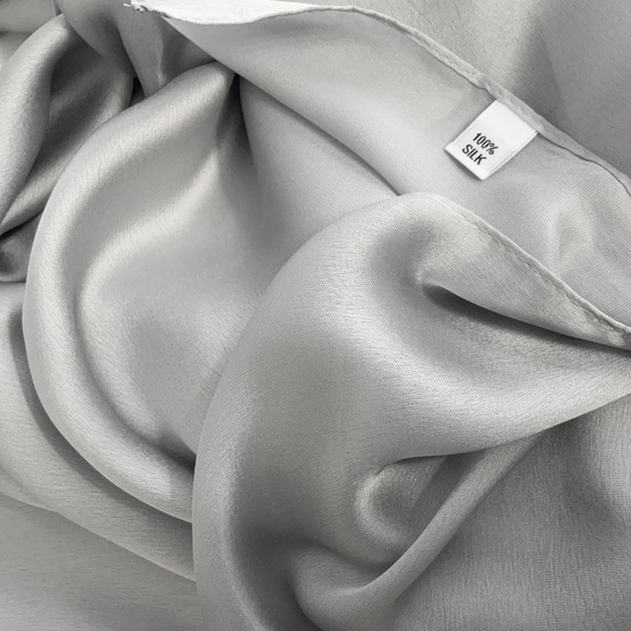 Silver Grey 100% SILK SATIN Large Shawl Scarf Wedding Cover Up Evening Wrap - Picture 6 of 6
